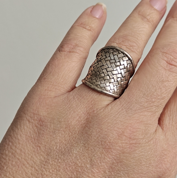 Vintage Jewelry - Vintage Bohemian Sterling Silver 925 Basket Woven Pattern Ring
